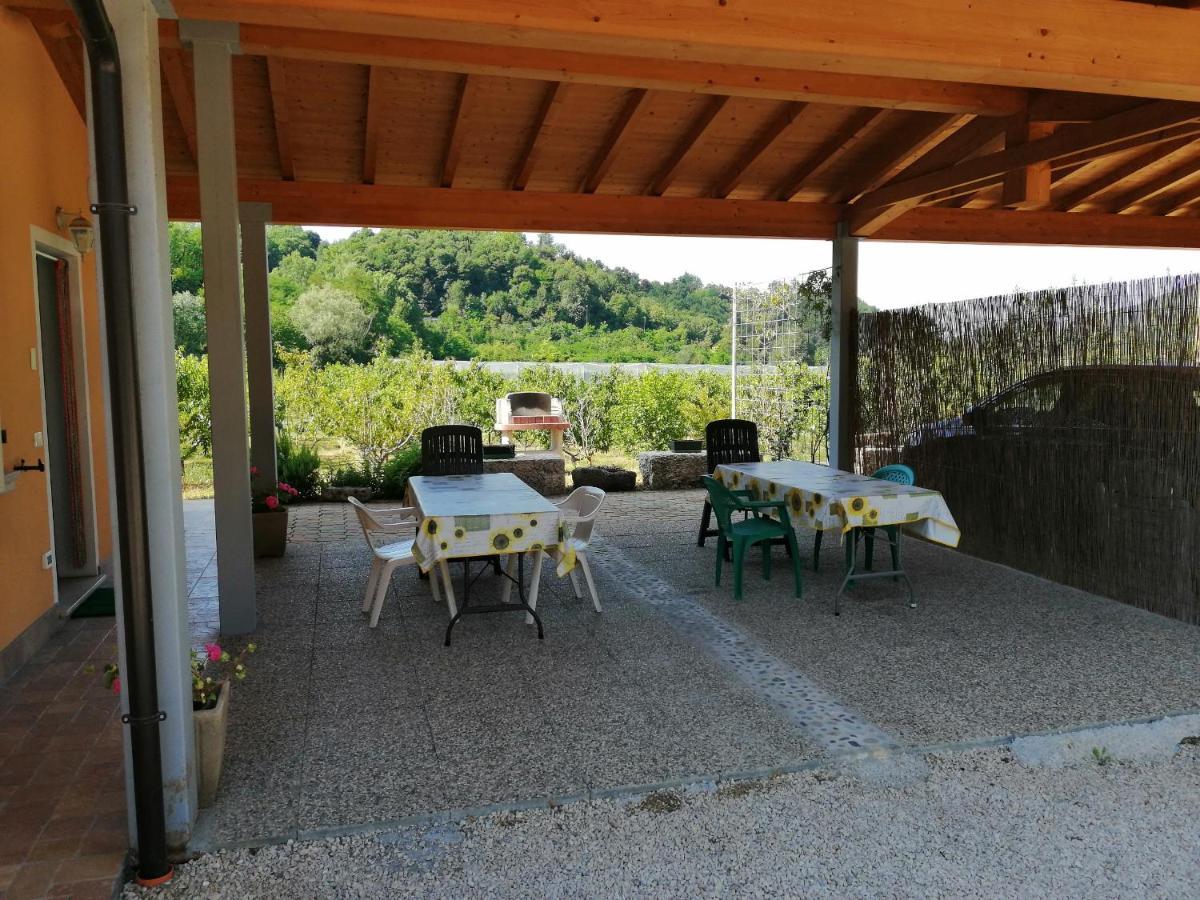 Cascina Legnago Trilocale A 6 Chilometri Da Salo' Villanuova sul clisi Exterior foto