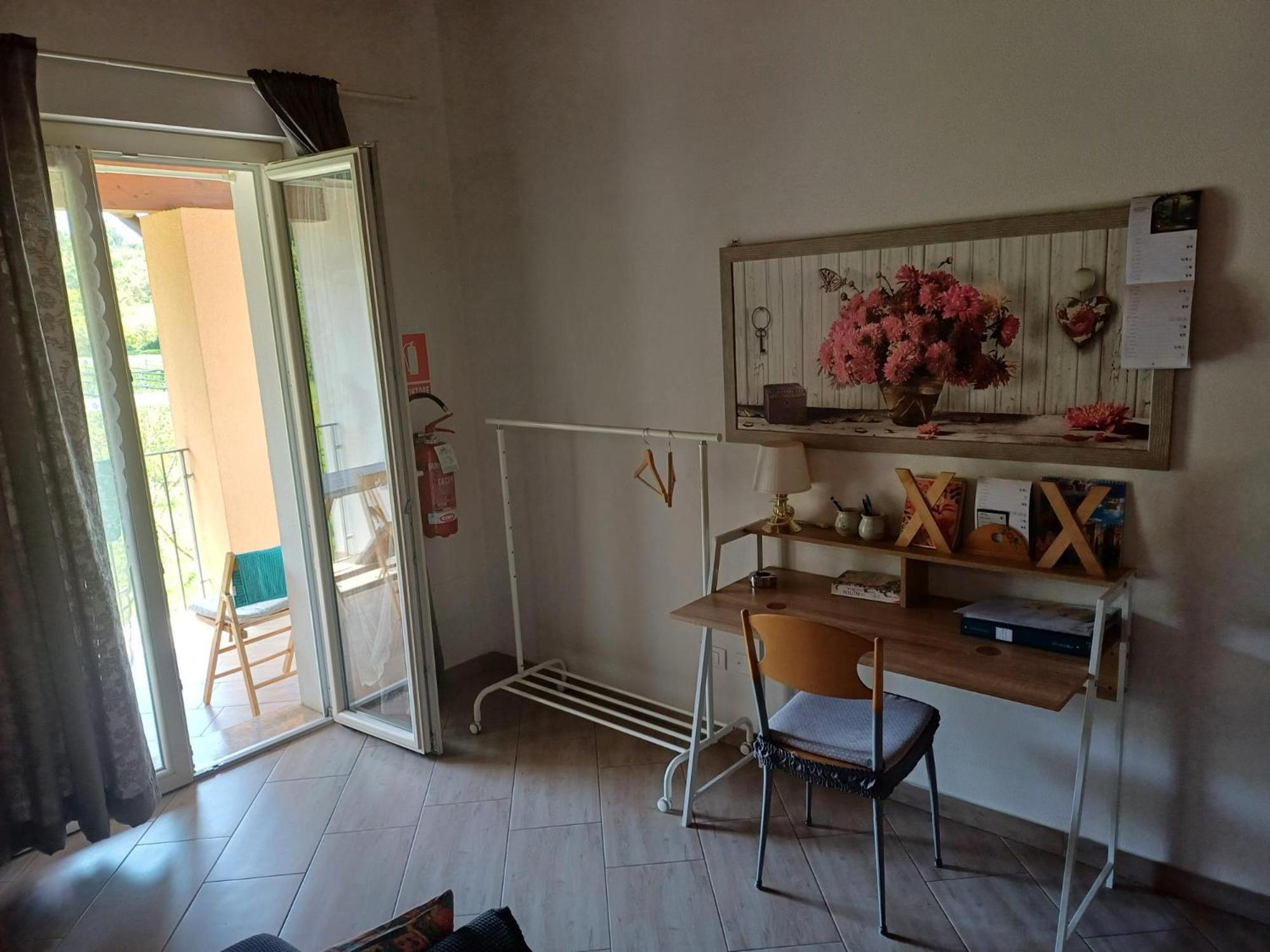 Cascina Legnago Trilocale A 6 Chilometri Da Salo' Villanuova sul clisi Exterior foto